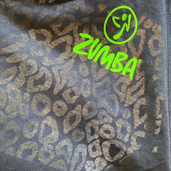 NWOT! Zumba Wild High Neck Tank Top Black with Burnout Cheetah print - Size M - Picture 5 of 5